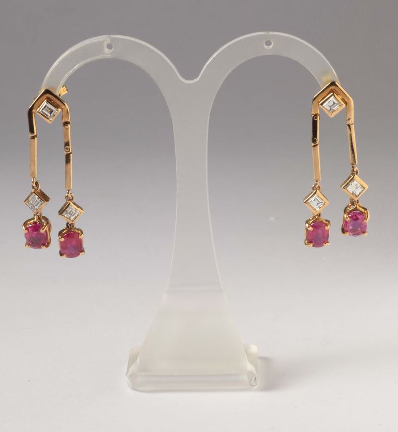 A pair of ruby and princess-cut diamond earrings  - Auction Silver, Ancient and Contemporary Jewels - Cambi Casa d'Aste
