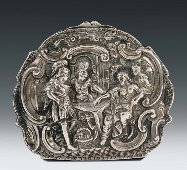 Tabacchiera di forma mistilinea in argento, Italia inizio XVIII secolo