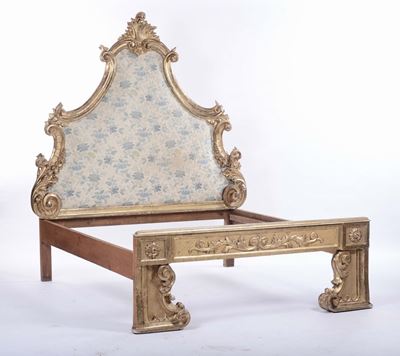 Letto Assemblato con Fregi Lignei del XVIII Secolo
