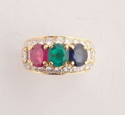 Bulgari, Anello Trombino con Zaffiro, Smeraldo e Rubino