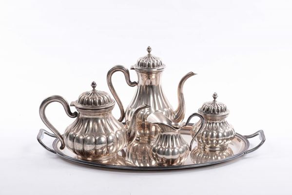 Servizio da caffè in argento composto da cinque pezzi