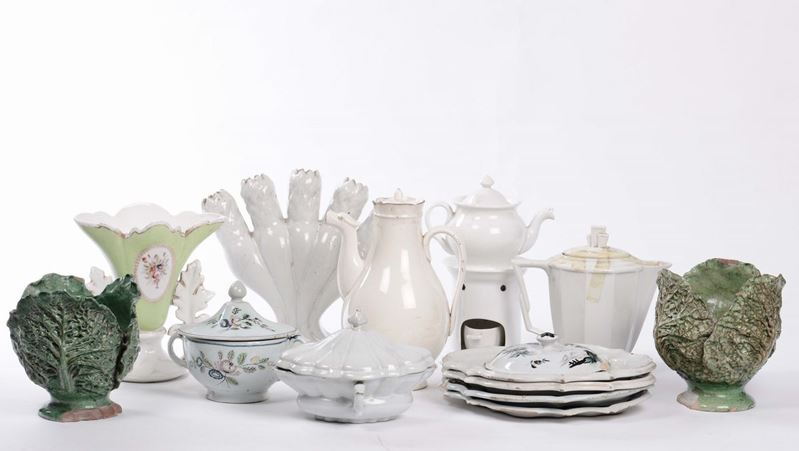 Lotto di oggetti in  ceramica  - Asta Arredi e Oggetti d'Arte da Importanti Collezioni Private - Cambi Casa d'Aste