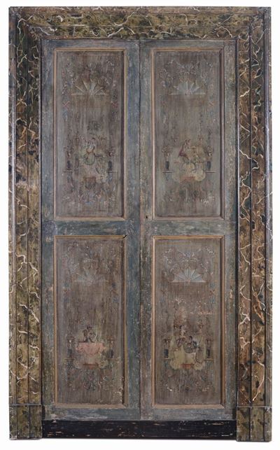 Coppia di Porte in Stile Luigi XVI Complete di Mostre Laccate e Dipinte con Scimmiette, Piemonte ...