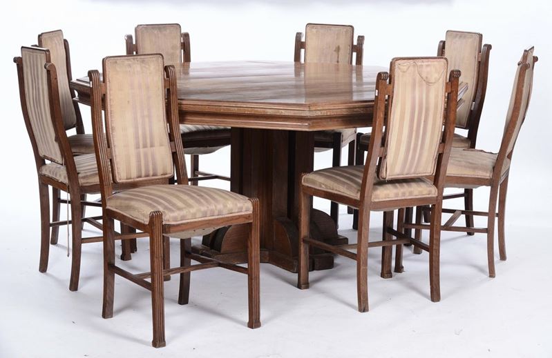 Grande tavolo ottagonale in stile art nouveau, fine XIX secolo  - Auction Furnishings and Works of Art from Important Private Collections - Cambi Casa d'Aste