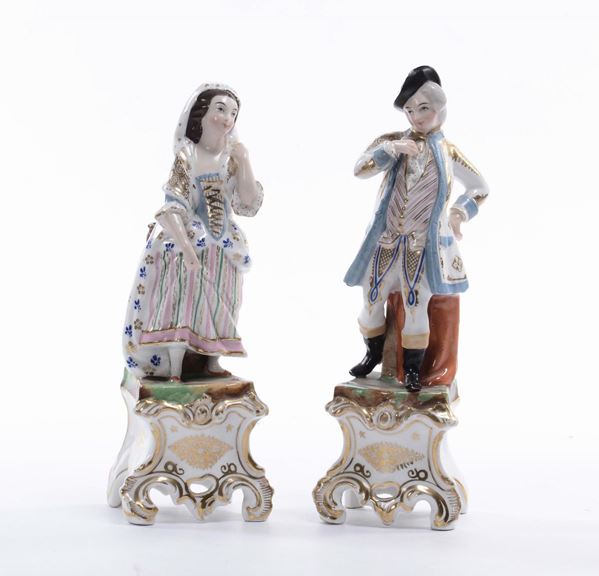 Coppia di statuine porcellana raffiguranti figure, Manifattura vecchia Parigi  
