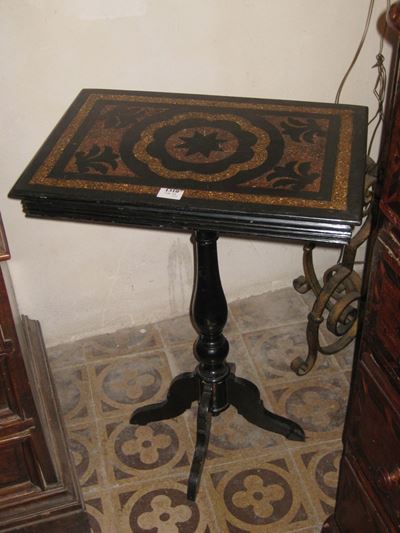 Tavolino in Legno Ebanizzato con Piano in Scagliola, XX Secolo