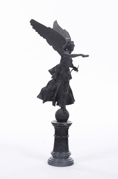 Scultura in Metallo Raffigurante Vittoria Alata