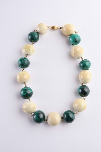 Collana con Boule di Malachite e Avorio di Tricheco