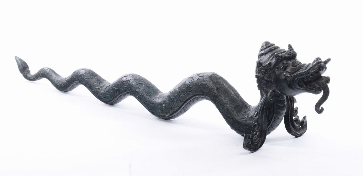 Elemento Decorativo a Foggia di Drago, Cina XIX Secolo
