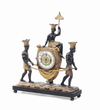 Orologio in Legno Intagliato con Moretti, XVIII Secolo