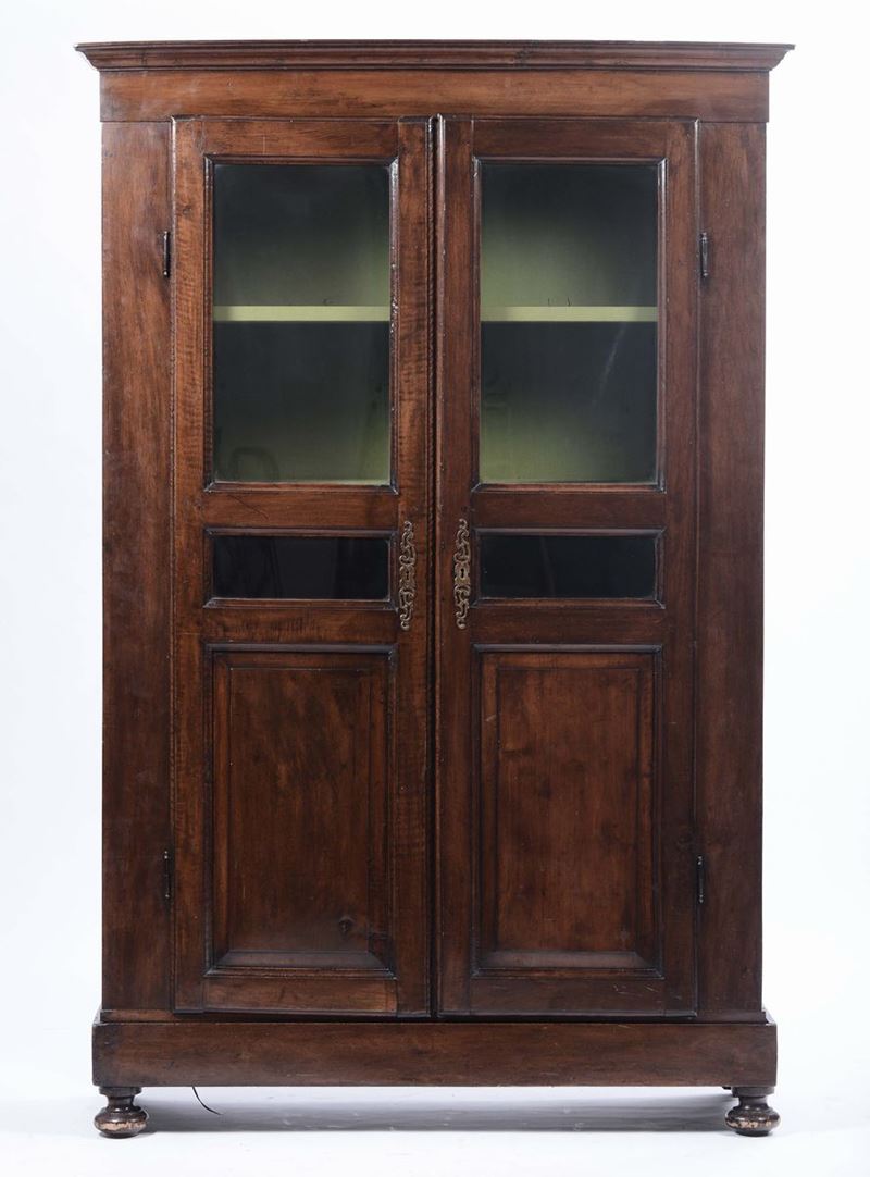 Armadio vetrina a due ante, XIX secolo  - Asta Arredi e Oggetti d'Arte da Importanti Collezioni Private - Cambi Casa d'Aste