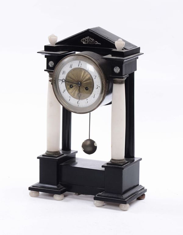 Orologio a tempietto in legno ebanizzato, XIX secolo