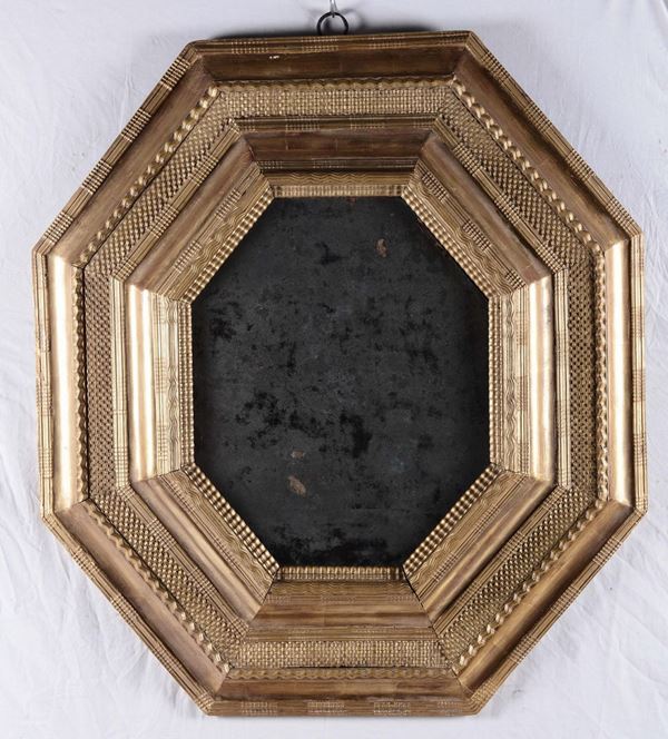 Specchiera ottagonale dorata, XIX secolo