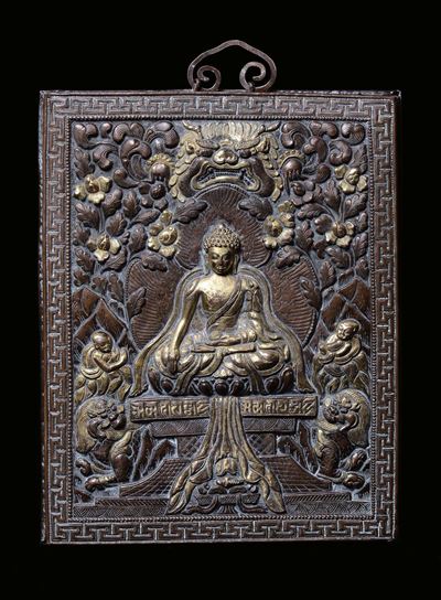 Placca in Rame Sbalzato Raffigurante Buddha, Cina, Dinastia Qing XVIII Secolo