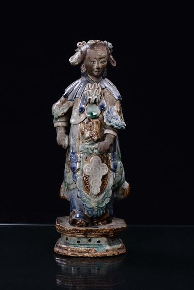 Figura di Donna in Gres Policromo, Cina