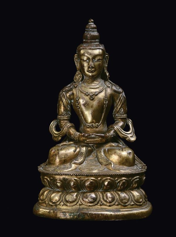 Sakyamuni seduto in bronzo dorato, Cina, Dinastia Qing, Periodo Qianlong (1736-1796)