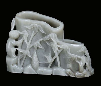 Sciacquapennelli in Giada Celadon a Motivi Naturalistici, Cina, Dinastia Qing, XIX Secolo