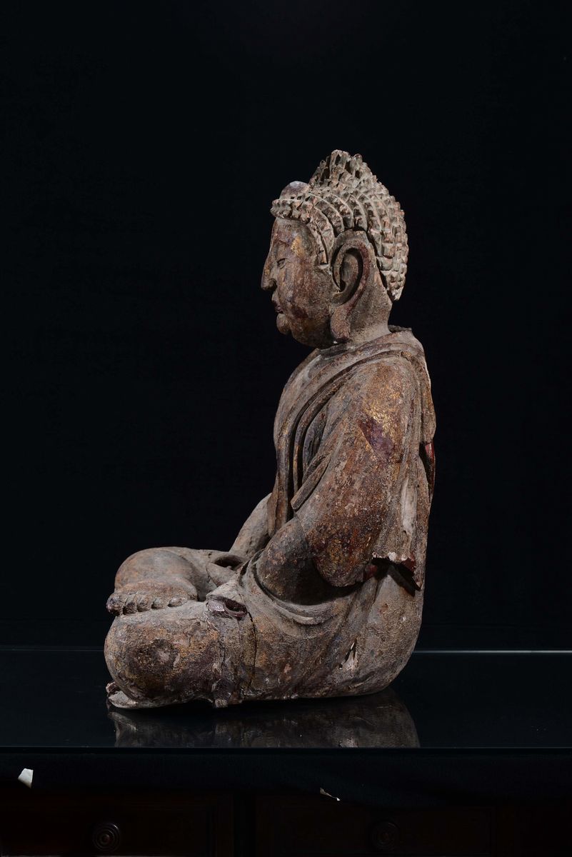 Buddha Seduto in Legno Scolpito Monocromo, Cina, Dinastia Ming, XVII Secolo