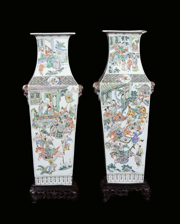 A pair of Famille-Rose polychrome porcelain square-section vases with oriental scenes, China, Qing Dynasty, 19th century