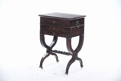 Tavolino da Lavoro Lastronato, XIX Secolo
