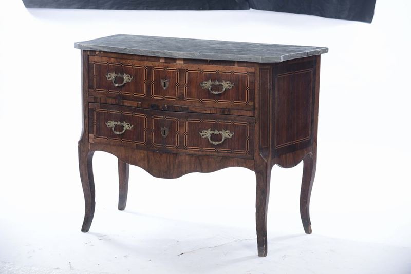 Comò Luigi XV lastronato e filettato, fine XVIII secolo  - Auction Furnishings and Works of Art from Important Private Collections - Cambi Casa d'Aste