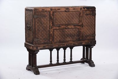Credenzino in Pelle su Alzata di Legno