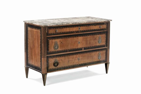 Cassettone Luigi XVI lastronato, XVIII secolo