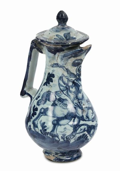 Versatoio Piriforme di Maiolica con Anse a Staffa, Savona Seconda Metà del XVIII Secolo
