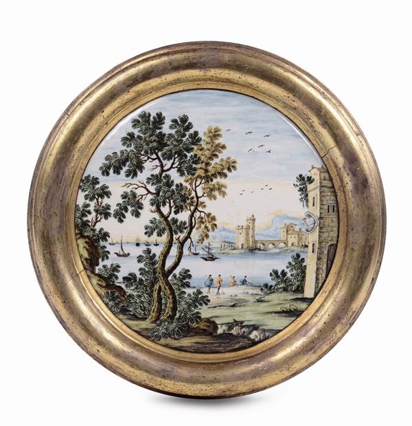 Disco circolare di maiolica policroma, Castelli XVIII secolo