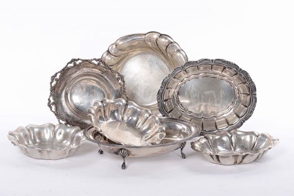 Lotto di piattini diversi in argento