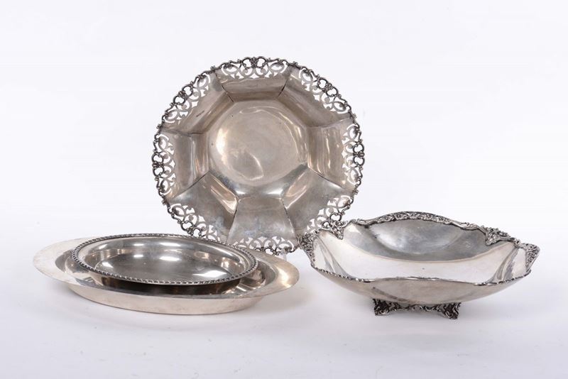 Lotto di piattini in argento  - Auction Furnishings and Works of Art from Important Private Collections - Cambi Casa d'Aste