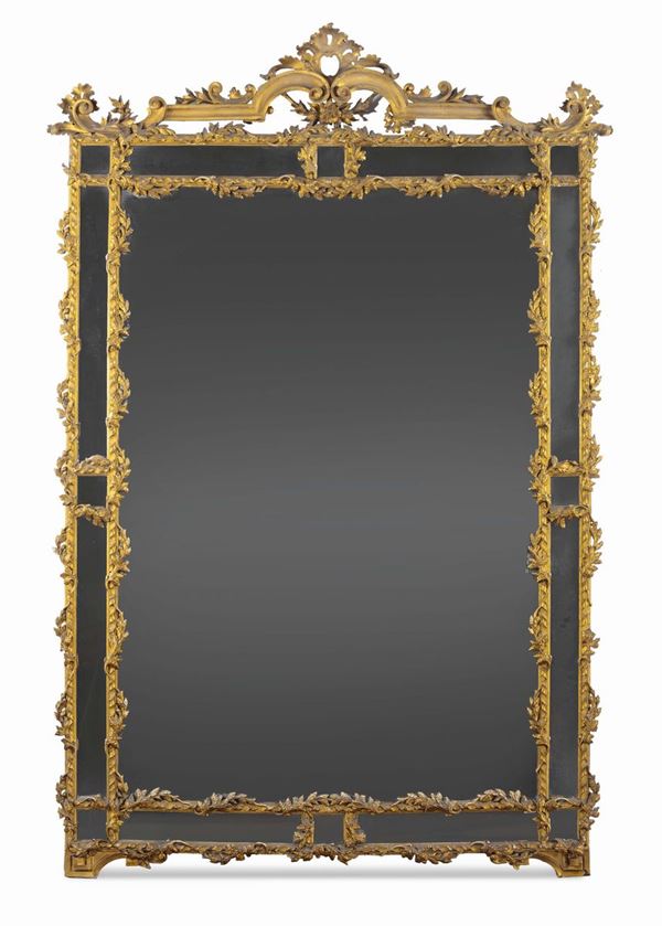 Grande specchiera in legno intagliato e dorato, fine XVIII secolo