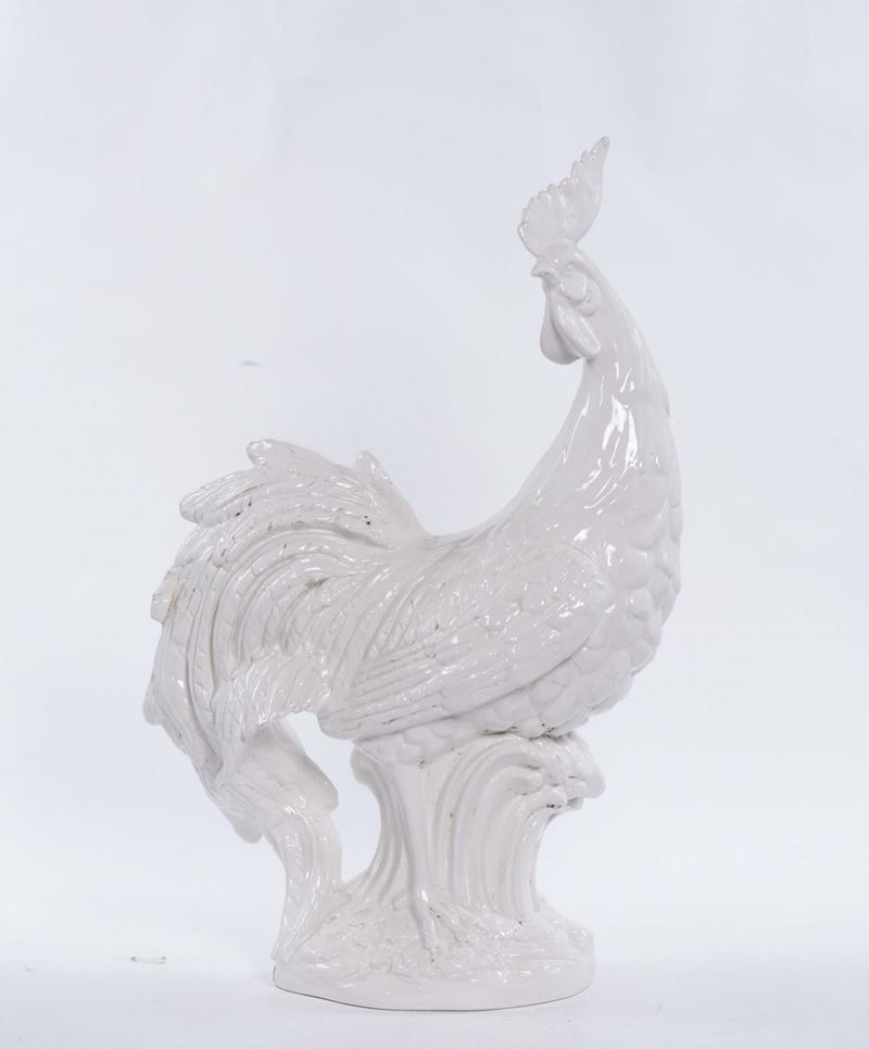 Gallo in ceramica bianca, manifattura Bassano  - Asta Arredi e Oggetti d'Arte da Importanti Collezioni Private - Cambi Casa d'Aste