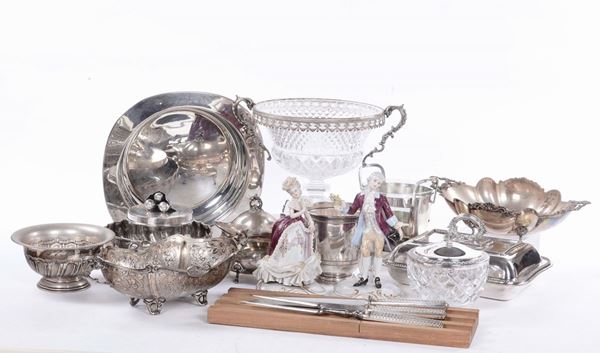 Lotto composto da 9 oggetti in argento