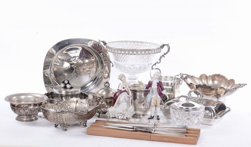 Lotto composto da 9 oggetti in argento  - Asta Arredi e Oggetti d'Arte da Importanti Collezioni Private - Cambi Casa d'Aste