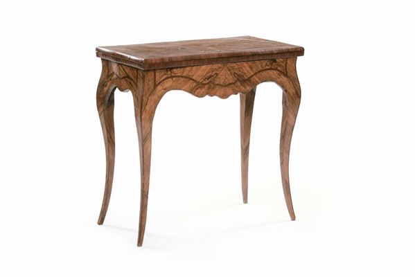 Tavolino da gioco lastronato, XVIII secolo