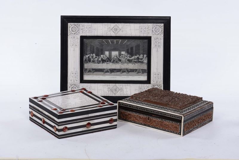 Lotto di due scatole e una cornice in legno e avorio  - Auction Furnishings and Works of Art from Important Private Collections - Cambi Casa d'Aste