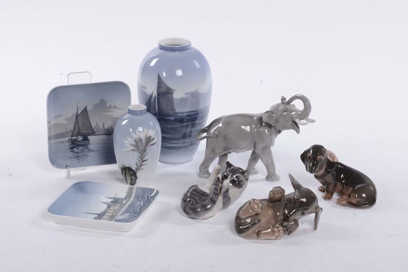 Lotto di oggetti in porcellana, Copenaghen  - Asta Arredi e Oggetti d'Arte da Importanti Collezioni Private - Cambi Casa d'Aste