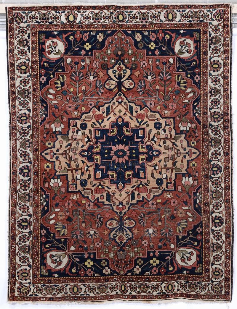 A Baktiari carpet, Persia late 19th century,  - Auction Carpets - Time Auction - Cambi Casa d'Aste