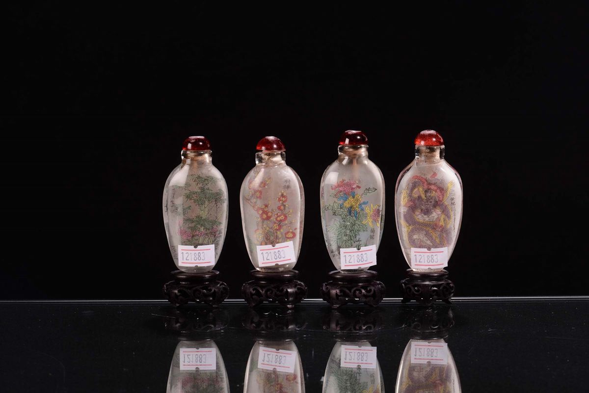 Serie di Quattro Snuff Bottle
