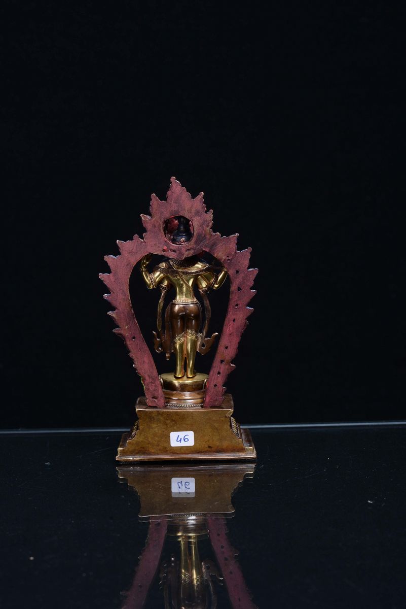 Bodhisattva in Rame Dorato e Dipinto, Tibet Fine XIX Secolo