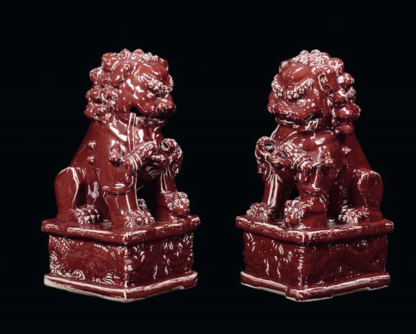 A pair of polychrome porcelain “Pho Dogs” sculptures, China, Qing Dynasty, mid-19th century
