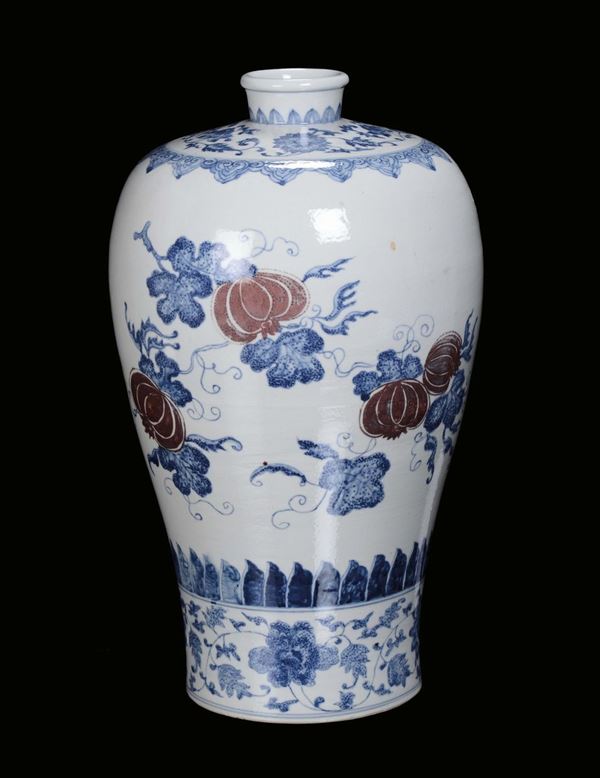 Vaso in porcellana Ch’ing, Cina XIX secolo