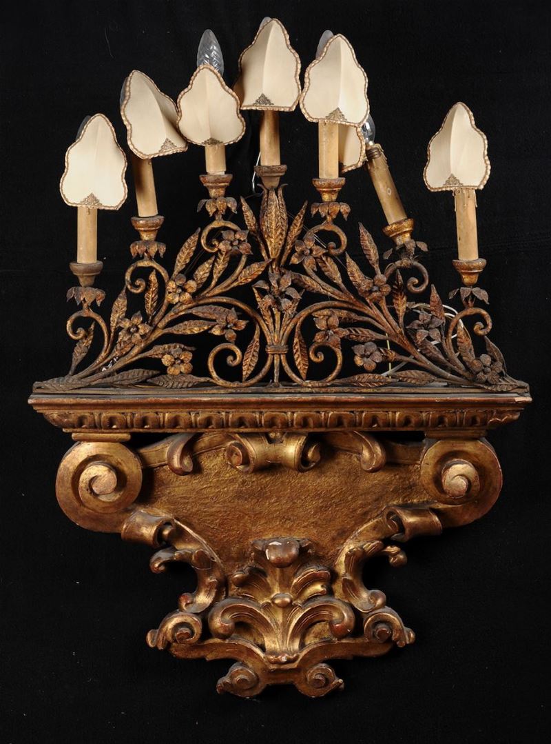 Due appliques da muro a più luci realizzate con elementi antichi  - Asta Asta a Tempo Antiquariato - I - Cambi Casa d'Aste
