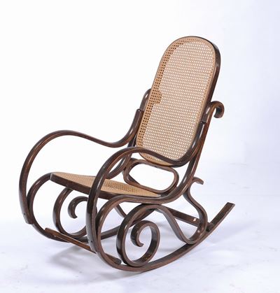 Dondolo Tipo Thonet in Legno Curvato