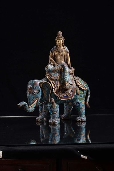 Divinità su Elefante Cloisonnè, Cina XX Secolo