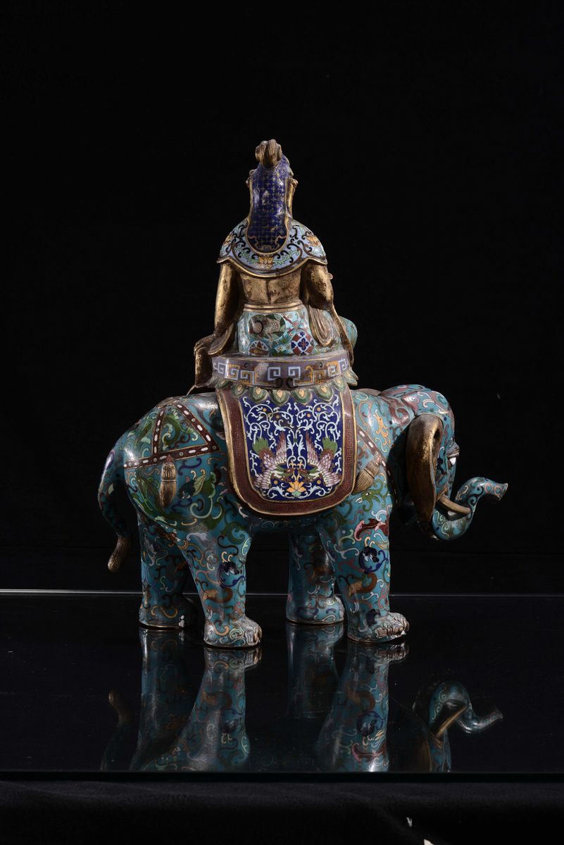 Divinità su Elefante Cloisonnè, Cina XX Secolo