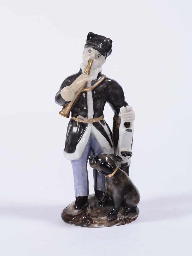 Figuretta in porcellana policroma raffigurante paggio di caccia con tromba e cane, Russia 1840/50  - Auction Antique and Old Masters - Cambi Casa d'Aste