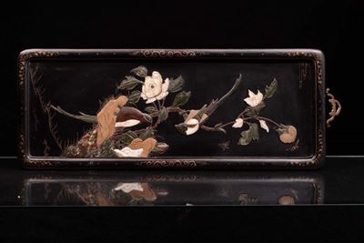 Coppia di Pannelli in Legno Intarsi in Madreperla, Pietre Dure e Giada Raffiguranti Uccellini, Ci...