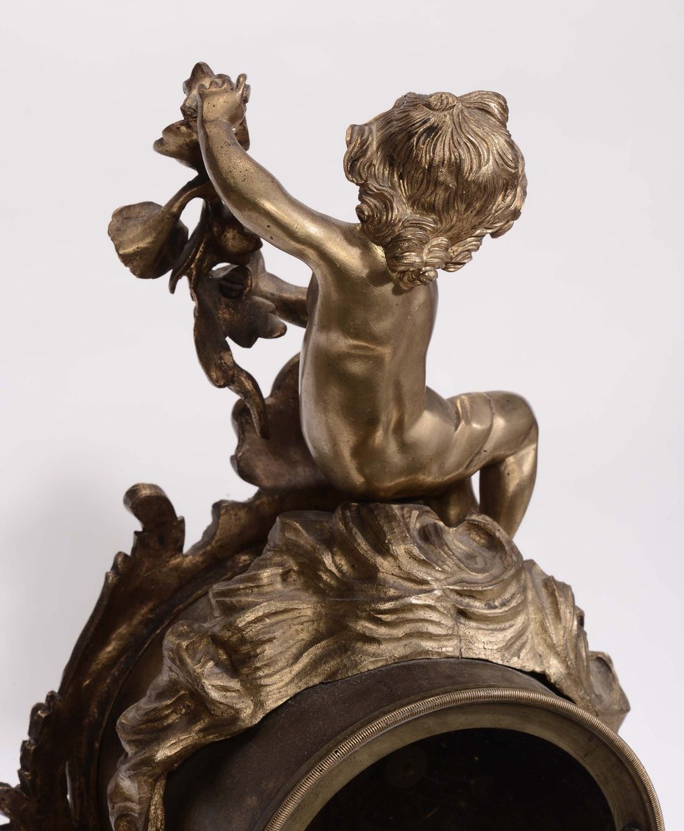 Trittico in Bronzo Dorato Composto da Orologio e Coppia di Candelabri, XIX Secolo
